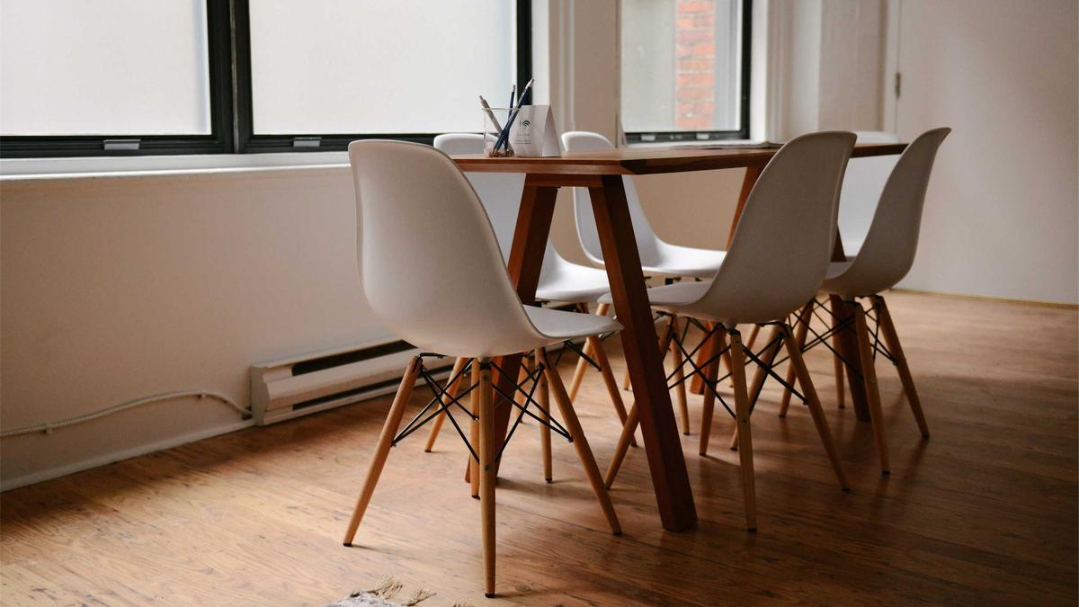 Illustrative visual for: Laid Off from eBay, Founder Builds Marketing Agency with 27 AI Agents