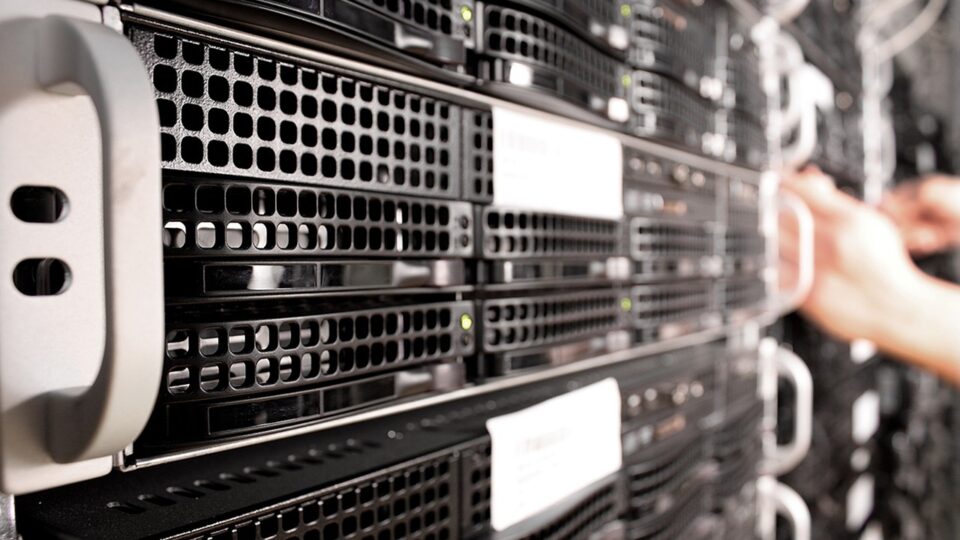 Midco Partners with Switch for Major AI Infrastructure Expansion