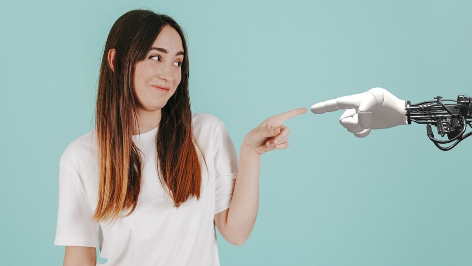 AI Agents Surge in Adoption: Anthropic and OpenAI Lead 2026 Rankings