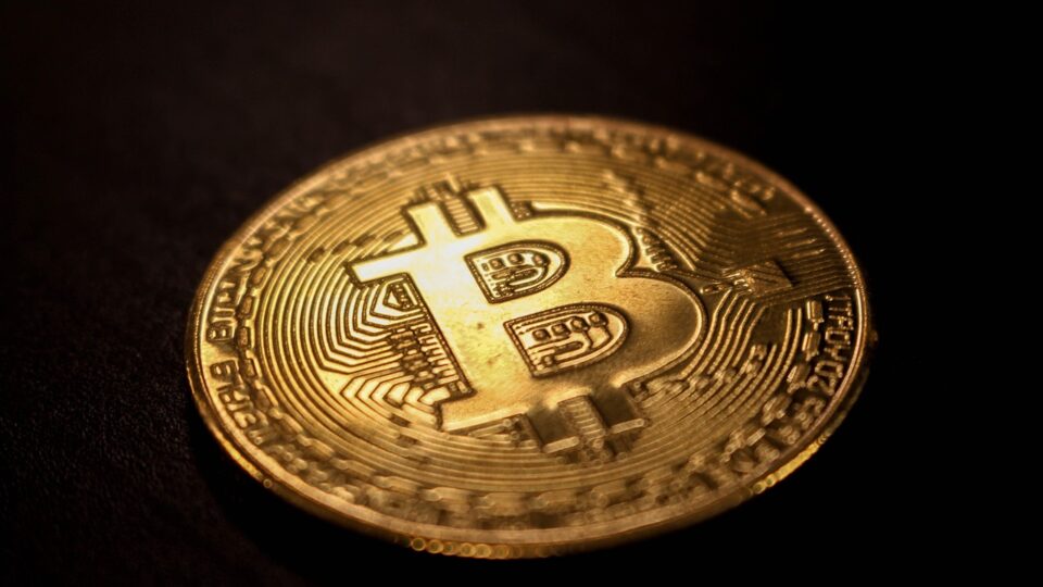 Binance’s Bold Hiring Strategy Amid Tech Layoffs Signals AI Ambitions