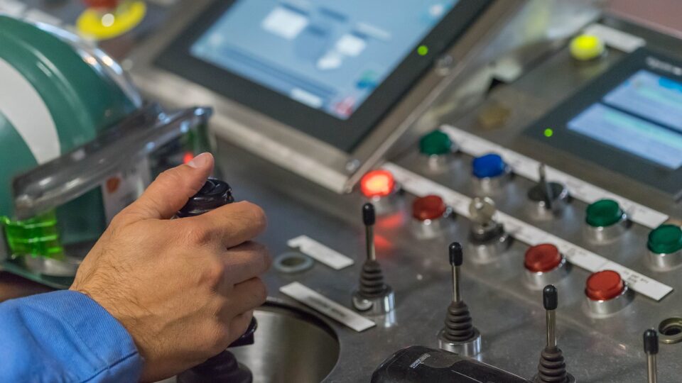 Agentic AI Set to Transform Industry Workflows Amid Trust Concerns