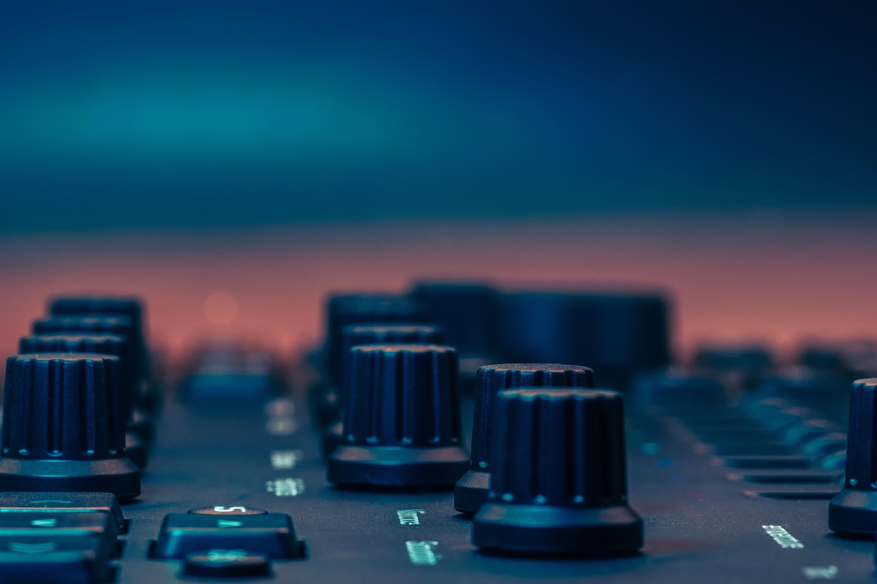 Growing Opposition to Data Centers Signals Trouble for AI Infrastructure