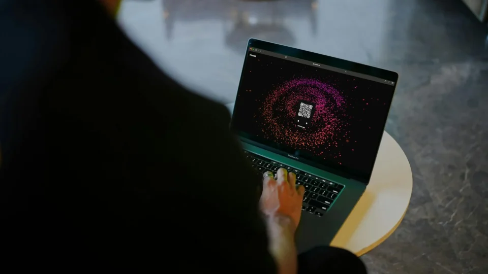 Experian and Akamai Forge Partnership to Enhance AI Agent Security