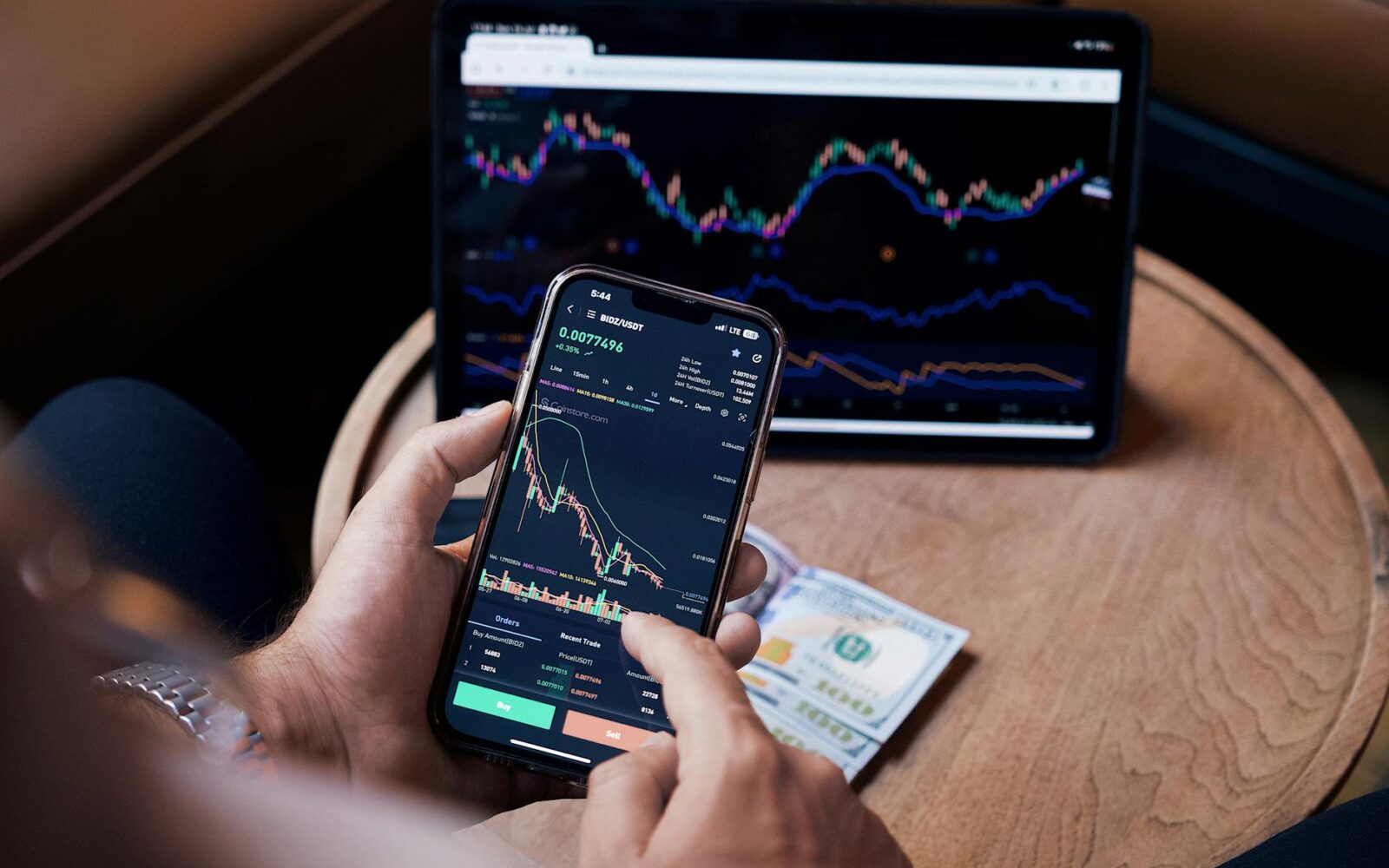 MoneyFlare Introduces AI Trading Bot as Bitcoin Approaches $80K