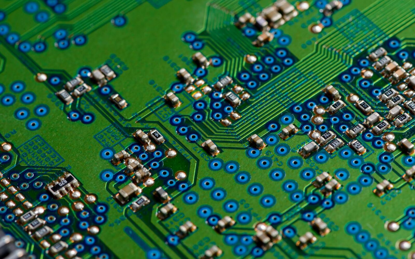 Materials Industry Attracts $216 Billion as AI Innovations Reshape Landscape