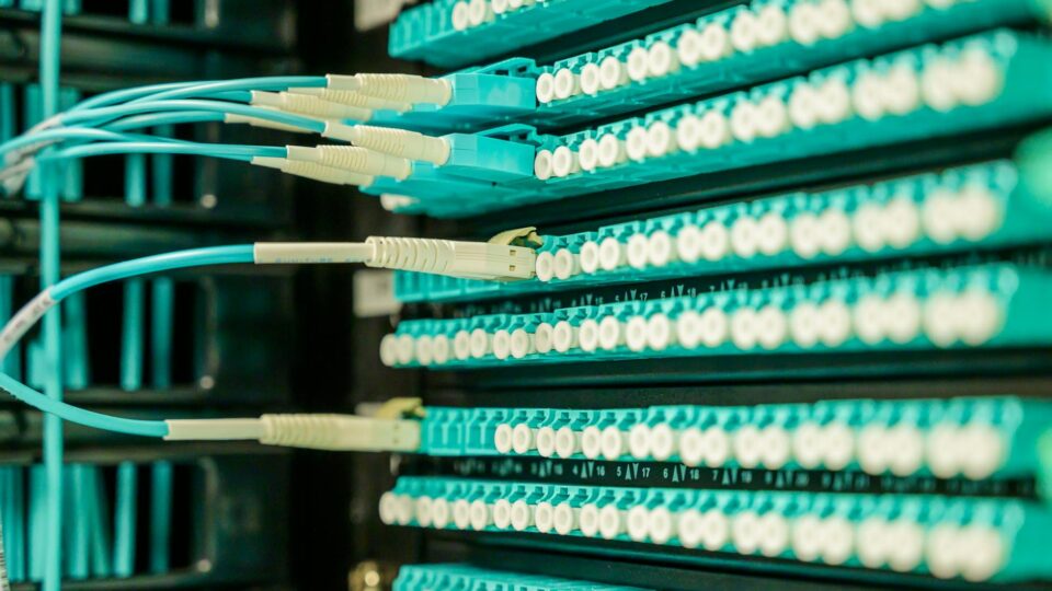 Redis Introduces Iris, Aimed at Bridging AI Data Gaps