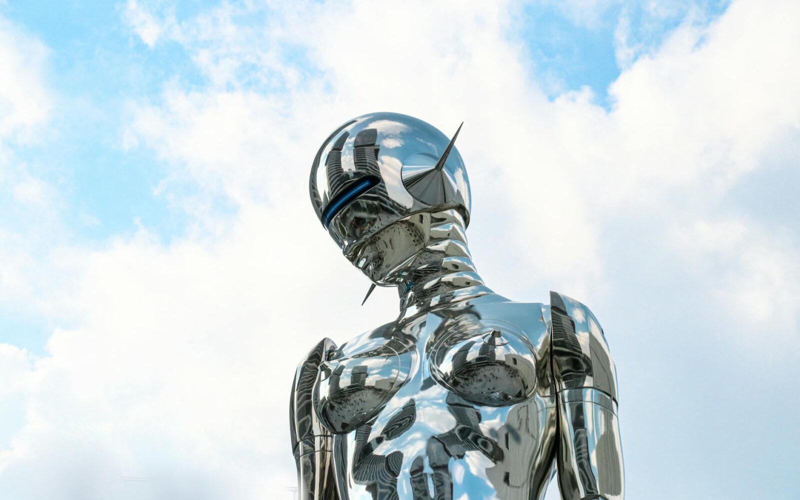 AI Agents Embrace Marxist Ideologies Under Stress, Study Shows