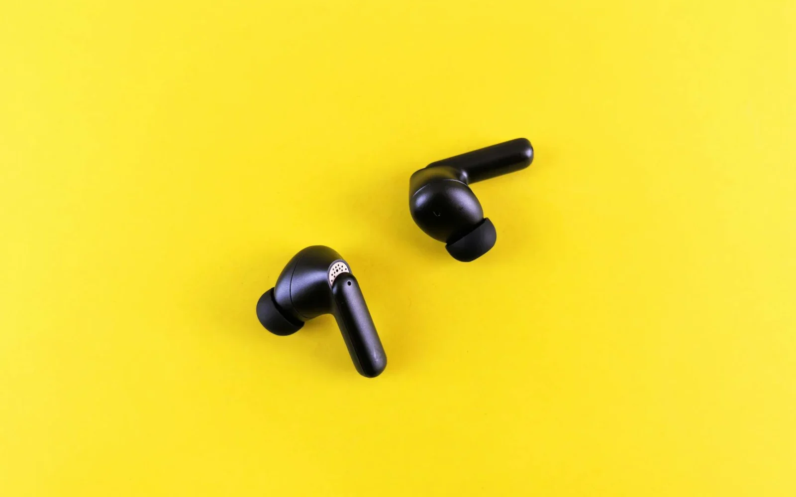 Anker Unveils AI-Enhanced Soundcore Liberty 5 Pro Earbuds