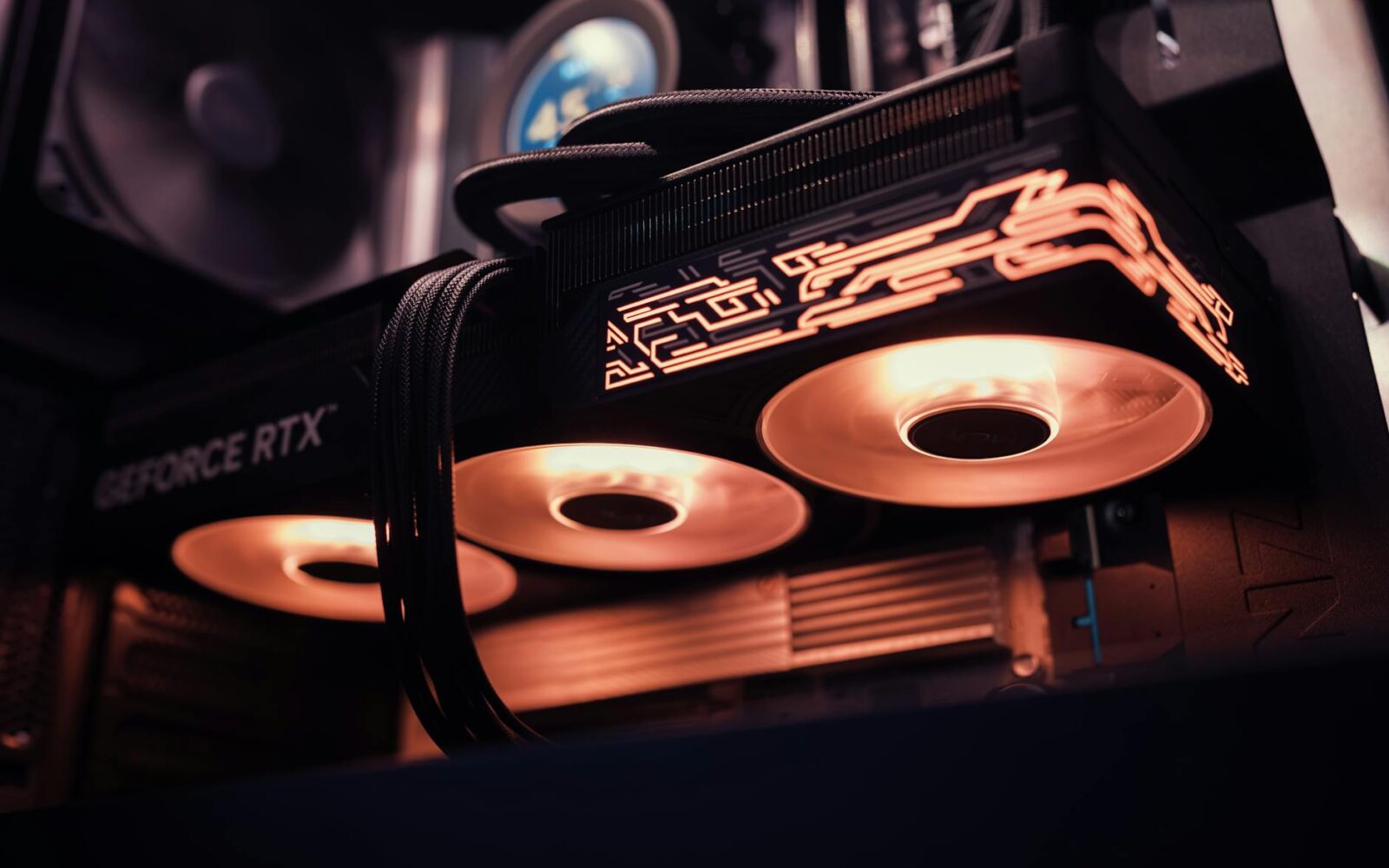 AI Infrastructure Shift Drives Hardware Demand at Dell