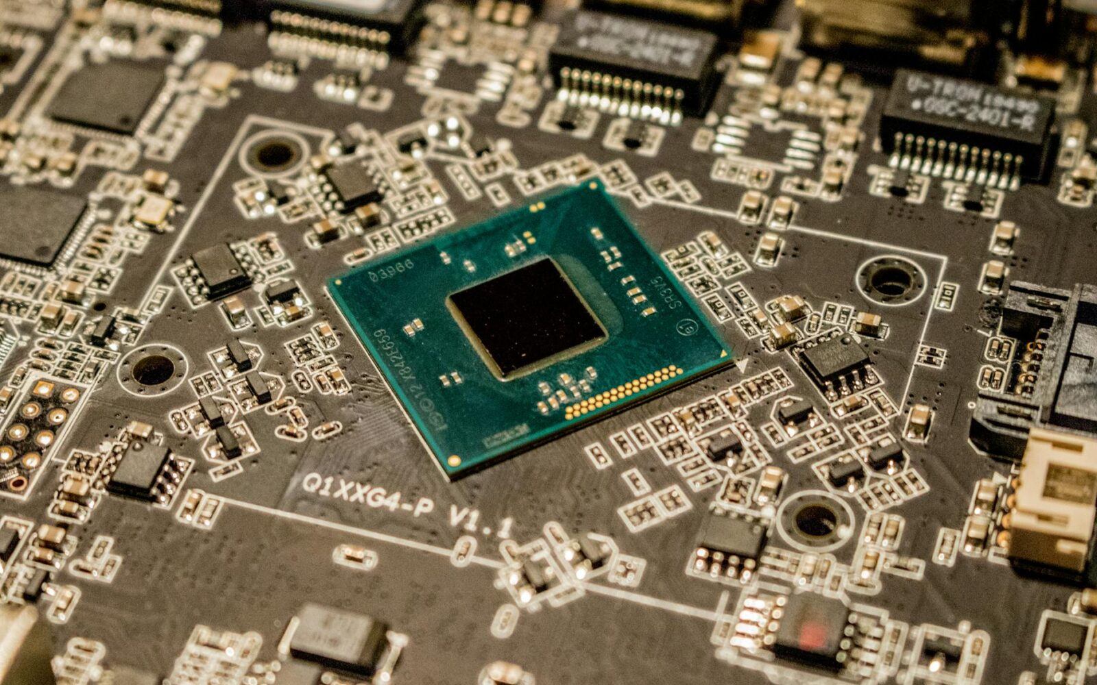 Analog Devices Expands AI Infrastructure with $1.5 Billion Acquisition