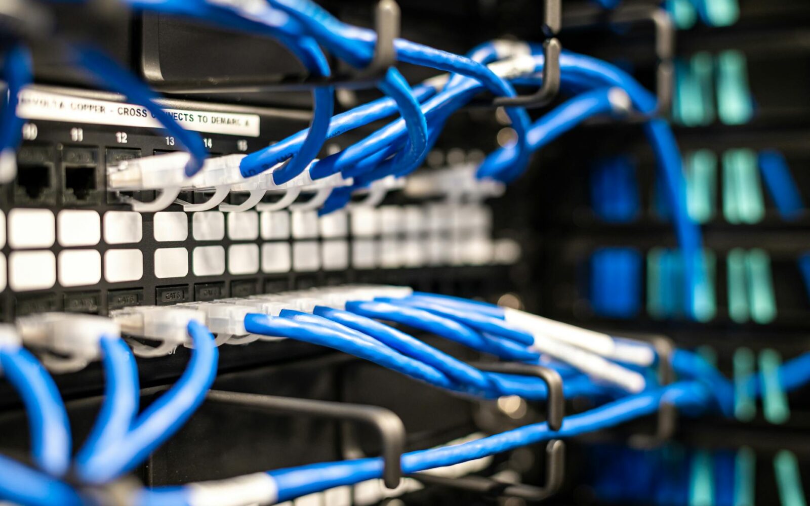 Infoblox and GoDaddy Forge Open Standards for AI Agent Identity