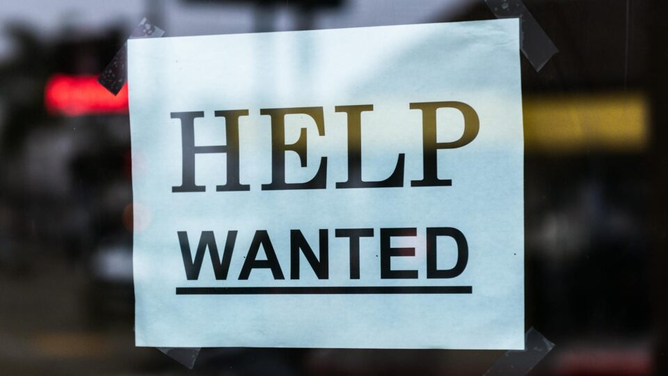 2026 Job Market Challenges New Graduates Amid AI Disruption