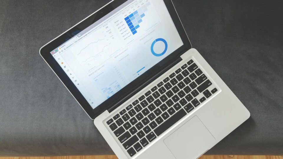 Google Unveils Ask Advisor: A New AI Tool for Marketing Efficiency