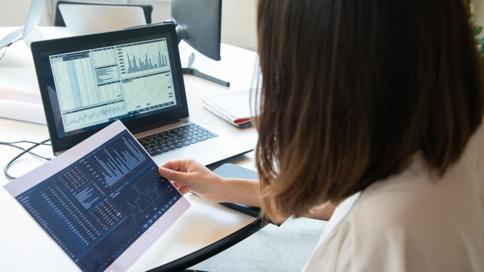 Sleepless AI Displays Neutral Technical Sentiment Amid Mixed Signals