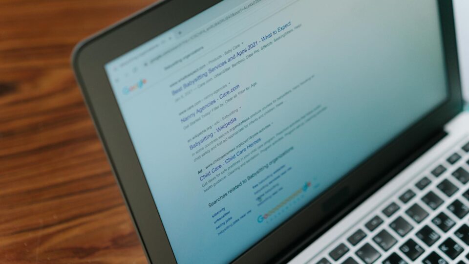 Google Tightens Spam Rules to Combat AI Search Manipulation