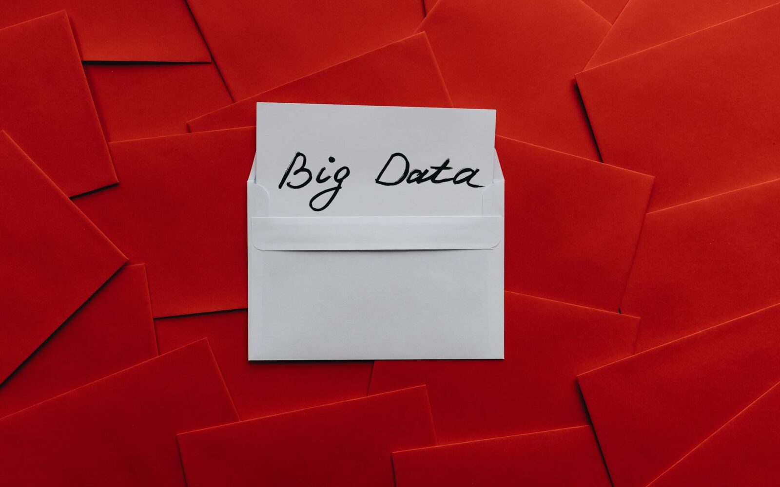 Financial Services Embrace Agentic AI Amid Data Challenges