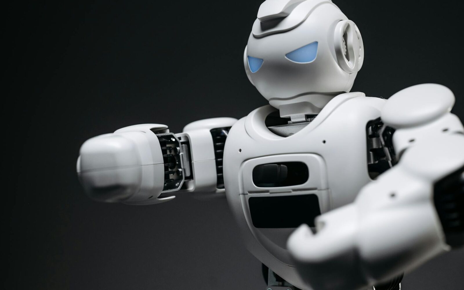 Shift in AI Focus: Control of Autonomous Agents Takes Precedence