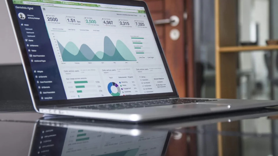 Marketers Establish Guardrails Amid Rapid Rise of AI Agents in Advertising
