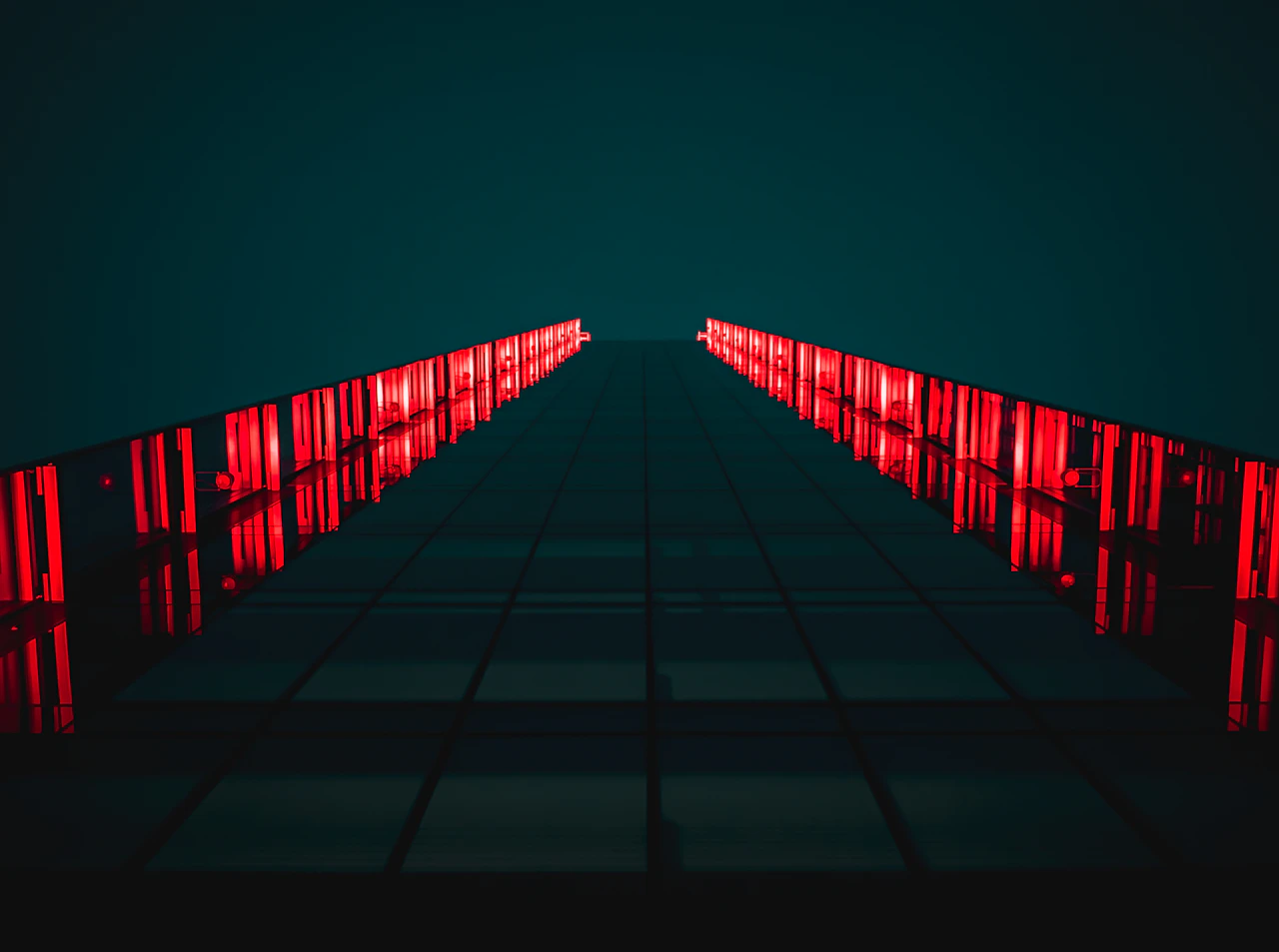 Ooredoo Algeria Expands 5G and AI Infrastructure Amid Growing Competition