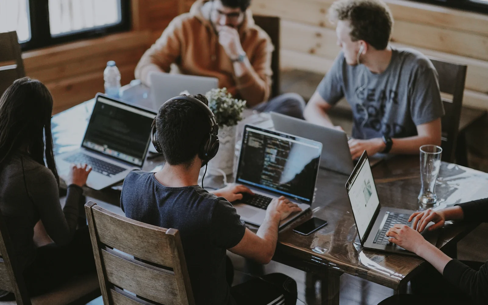 Cybersecurity Leaders Prioritise Governance of AI Agents Amid Rapid Growth