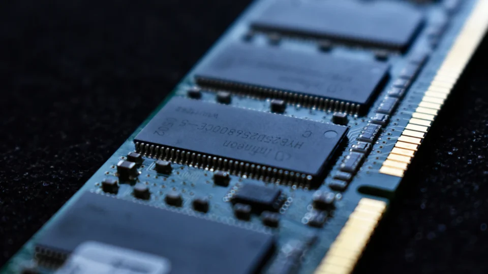 Core Scientific Surges with New Price Targets Amid AI Demand