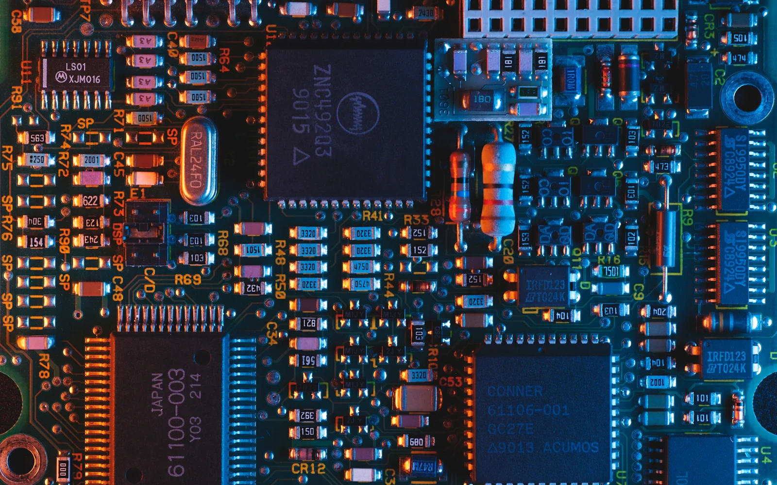 Roundhill Memory ETF Sees 96% Surge Amid AI Memory Demand