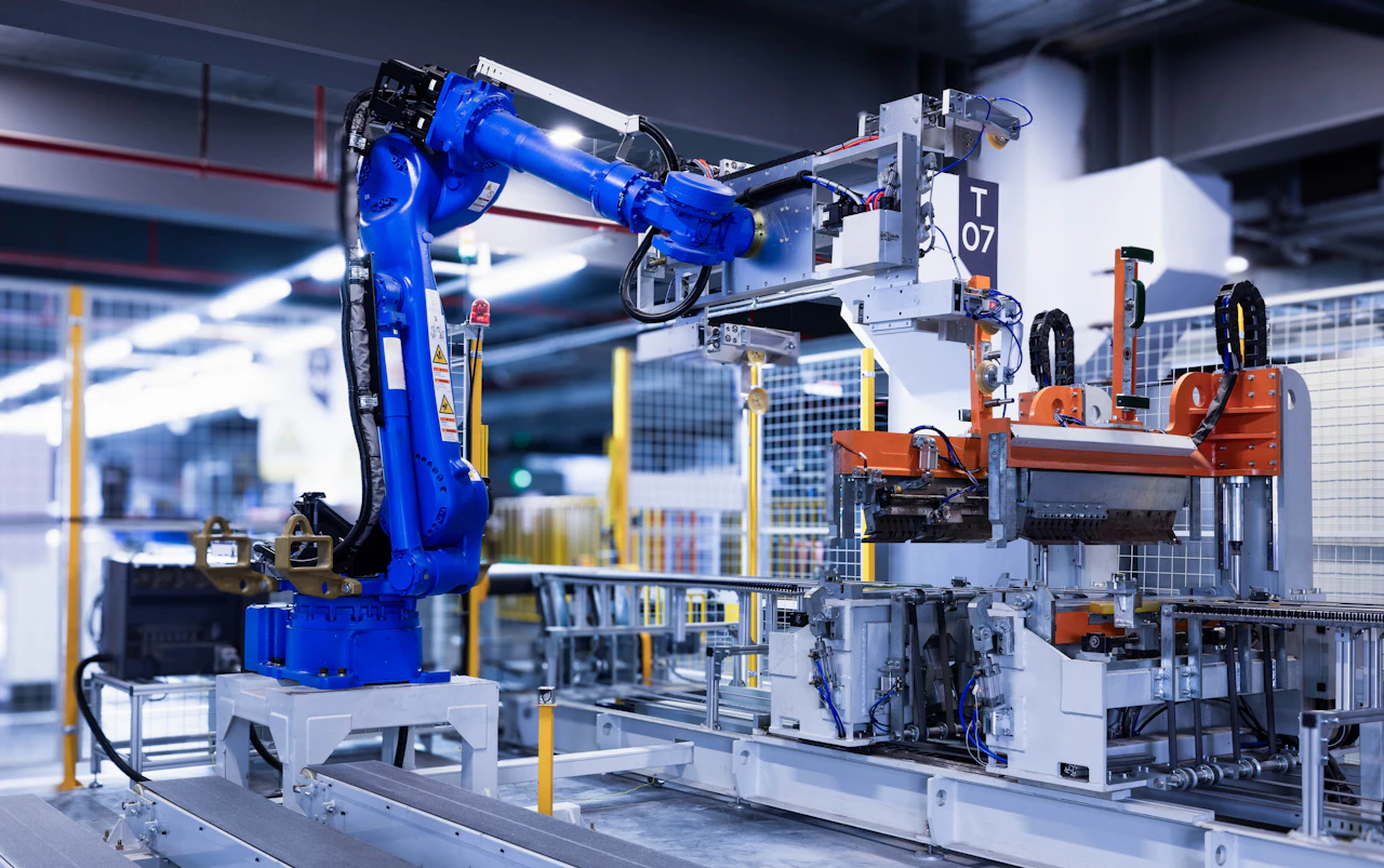 Alibaba Launches Qwen3.7-Max as Foundation for Autonomous Agents