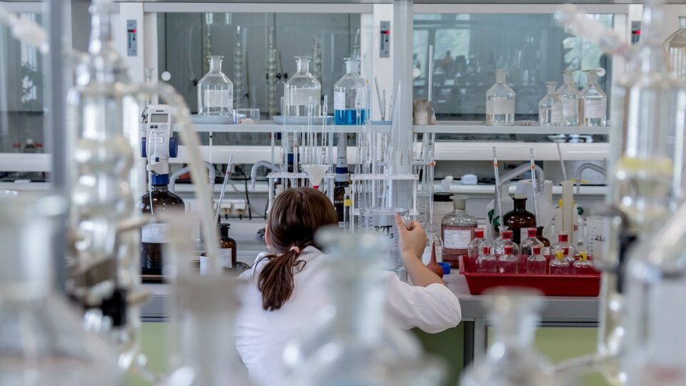 Owkin and Sanofi Forge New AI Partnership to Enhance Drug Development