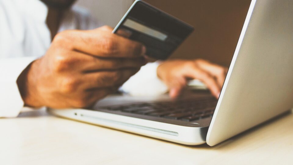 AI Agents Redefine Checkout Efficiency in Digital Commerce