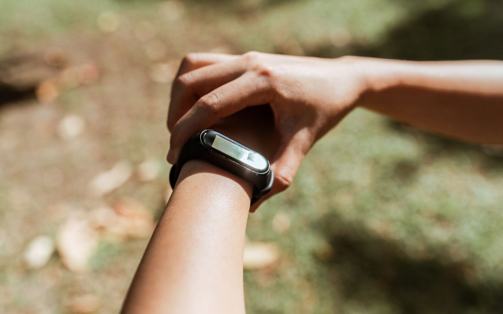 Fitbit Offers Major Discounts on Charge 6 and Ace LTE Models