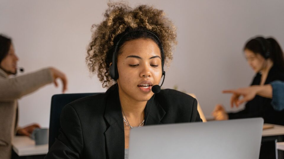 AI Agents to Manage Half of Customer Service Calls by 2027