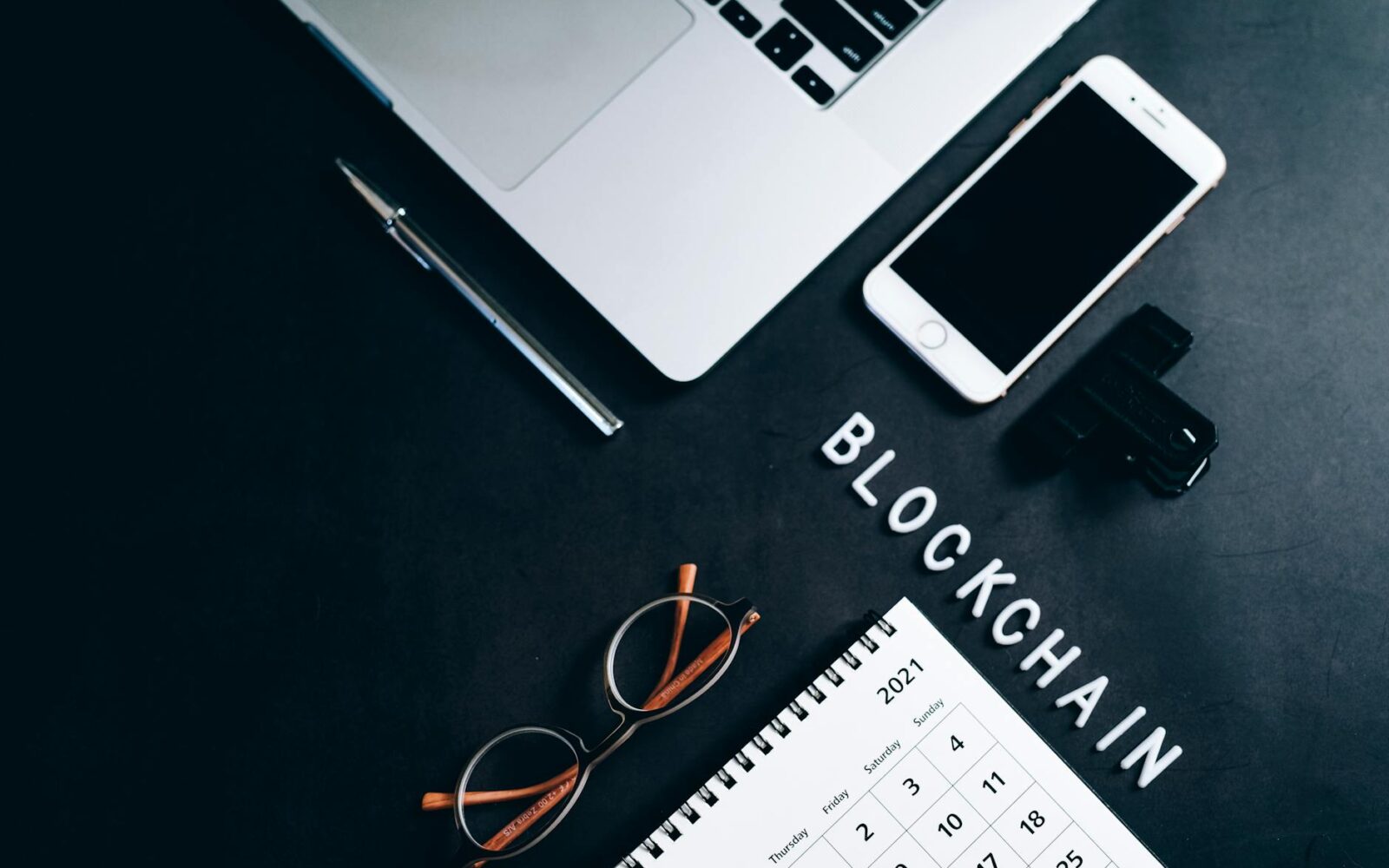 Tom Lee Advocates for Cryptocurrency’s Pivotal Role in AI Economy