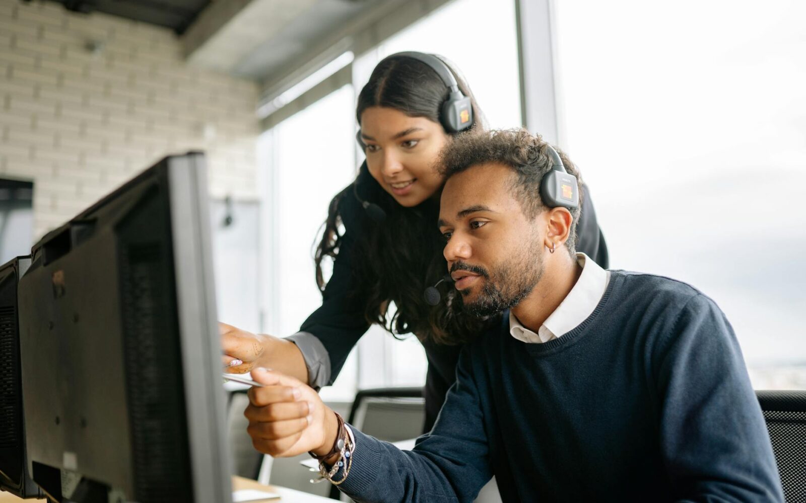 Zaro Secures $5.1 Million for Custom AI Agent Development