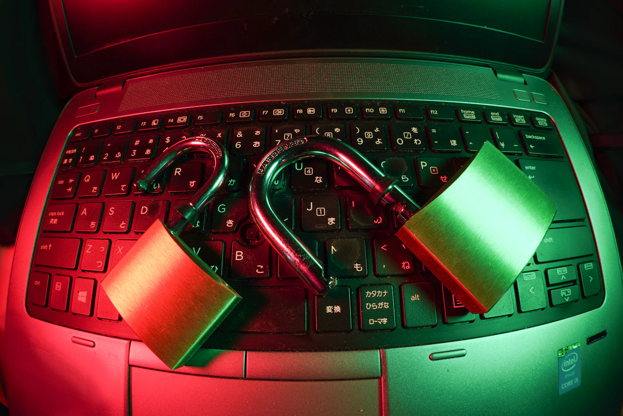 Phishing Tests Expose Vulnerabilities in AI Agents
