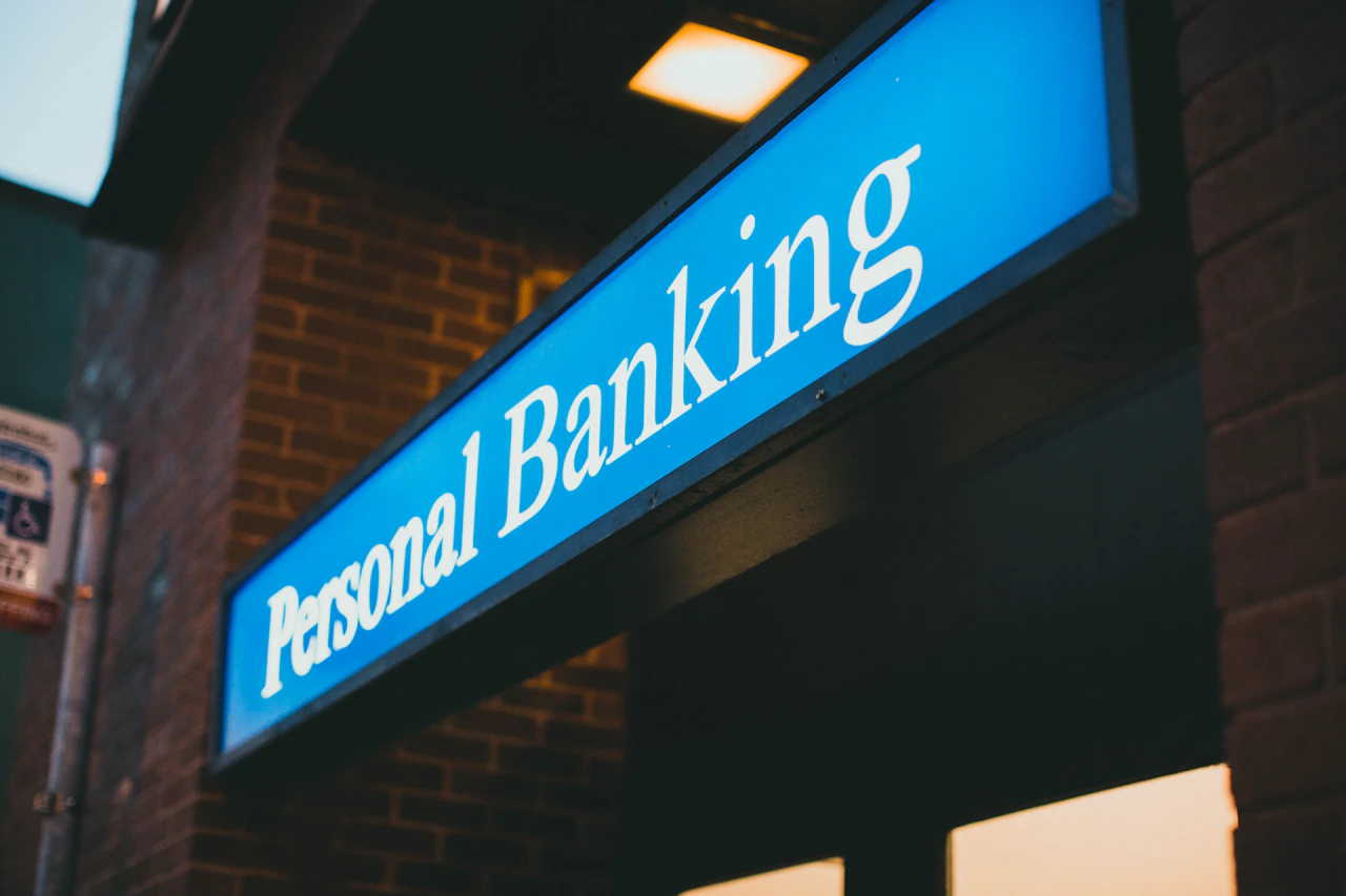 Lloyds Banking Group Embarks on AI Transformation with Microsoft E7